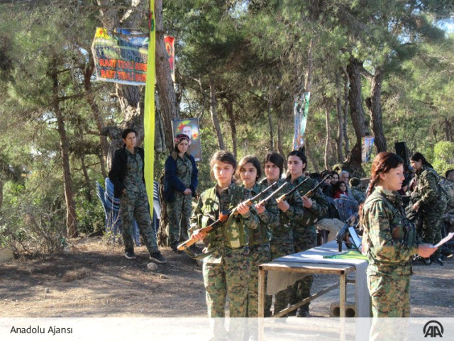 İşte YPG'nin Çocuk Teröristleri: Yaşları Daha 12-13