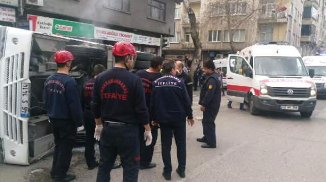 Üniversitelileri Taşıyan Servis Midibüsü Devrildi: 29 Yaralı