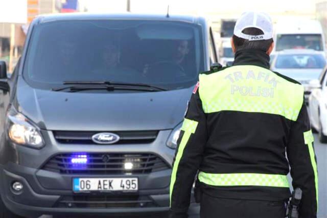 İstanbul'da Usulsüz Çakar Kullananlara Ceza Yağdı