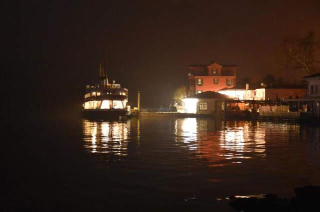 İstanbul'da Göz Gözü Görmedi! Sis Köprüyü Yuttu