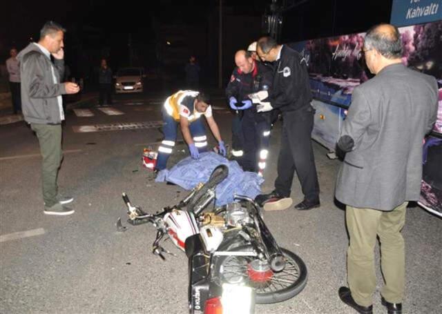 Kazada Oğlunu Kaybeden Annenin Feryadı: Çek Gönder Şu Fotoğrafı Babana!