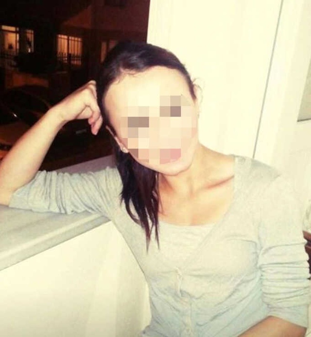 Genç Kızı Çıplak Fotoğraflarla Tehdit Etti, Babasının Arabasına Molotof Attı, Evini Kurşun Yağmuruna Tuttu