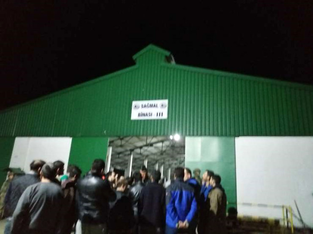 Çiftlik Bank Mağdurları, Kamyonlarla Tesisi Bastı