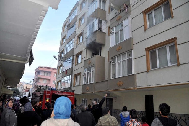 Ev Sahibi Kirayı İstedi, Kızan Kiracı Evi Yaktı