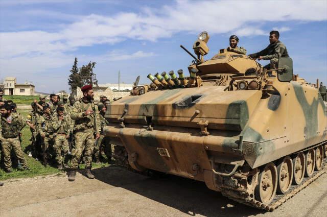 Zeytin Dalı Harekatı'nda Afrin Kent Merkezi Kuşatıldı, Siviller İçin Koridor Açıldı