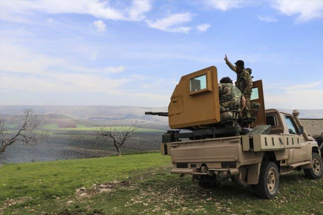 Zeytin Dalı Harekatı'nda Afrin Kent Merkezi Kuşatıldı, Siviller İçin Koridor Açıldı