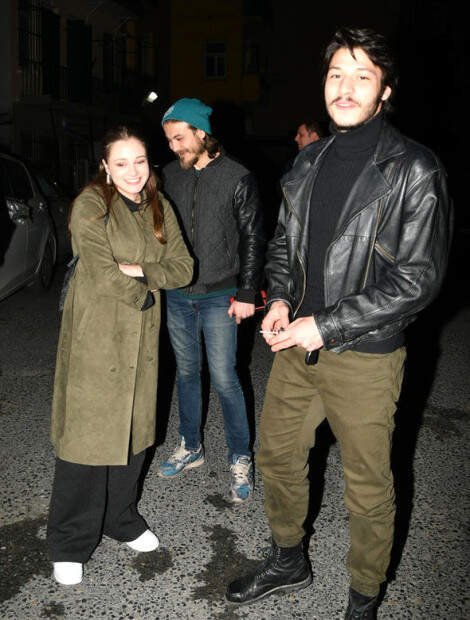 Vatanım Sensin'de Oynayan Kubilay Aka ile Miray Daner Aşk Yaşıyor