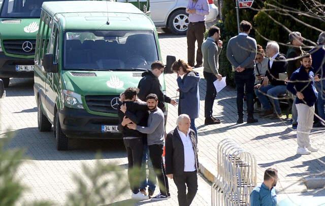 En Acı Görüntü! Jet Kazasında Ölenlerin Tabutları Üst Üste Konuldu