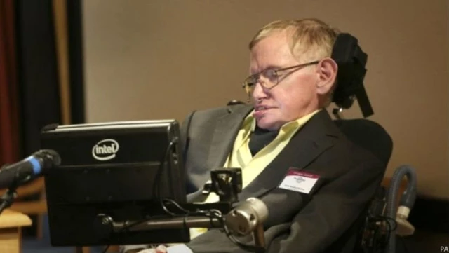 Hawking: 'Yapay Zeka İnsanlık İçin ya En İyisi ya da En Kötü'