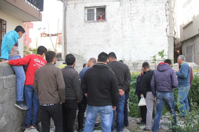 Sözün Bittiği Yer! Çocuklarını Dama Çıkaran Anne, Cesedi İzletti
