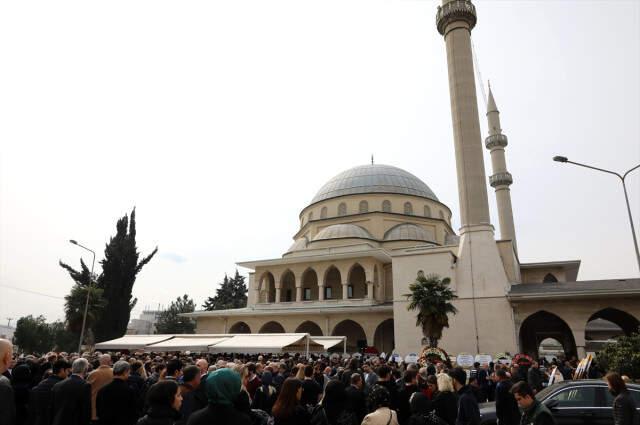 Düşen Jette Ölen Zeynep Coşkun Son Yolculuğuna Uğurlandı, Annesi Sinir Krizi Geçirdi