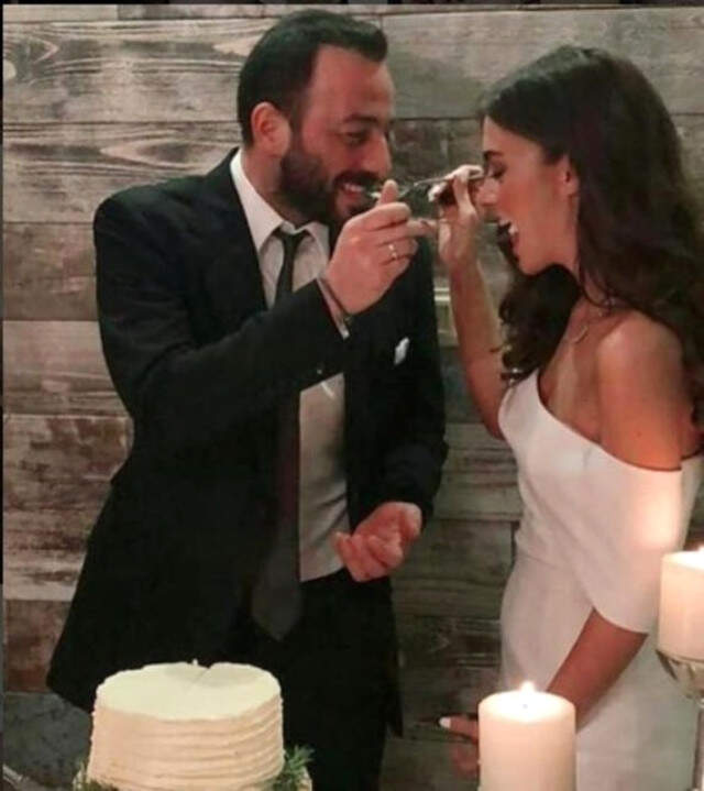 Türk Erkeklerinin Gözde İsmi Bensu Soral, Evlilik Yolunda İlk Adımı Attı Türk Erkeklerinin Gözde İsmi Bensu Soral, Evlilik Yolunda İlk Adımı Attı