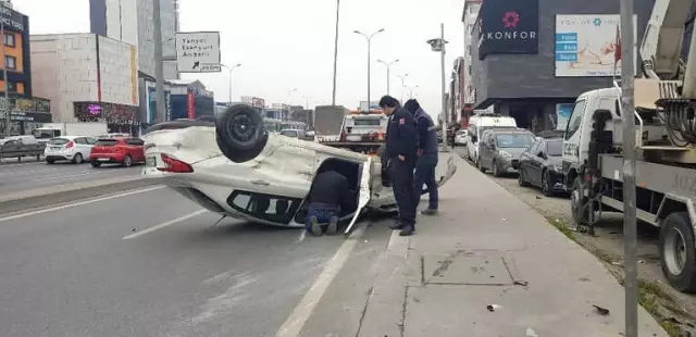 E-5'te Takla Atan Araç Yan Yola Uçtu, Trafik Kilitlendi