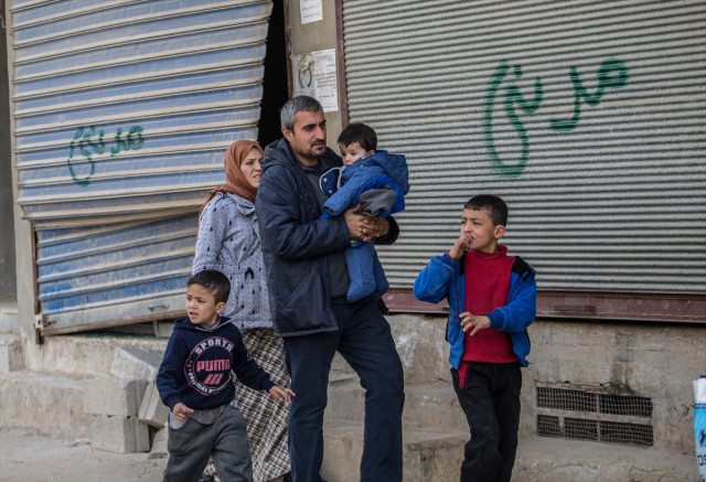 Türk Askerinin Kontrolü Sağladığı Afrin'e Siviller Dönmeye Başladı
