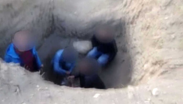 Öğretmen ve Arkadaşları Çukurun İçinde, Uyuşturucu Partisi Yaparken Yakalandı