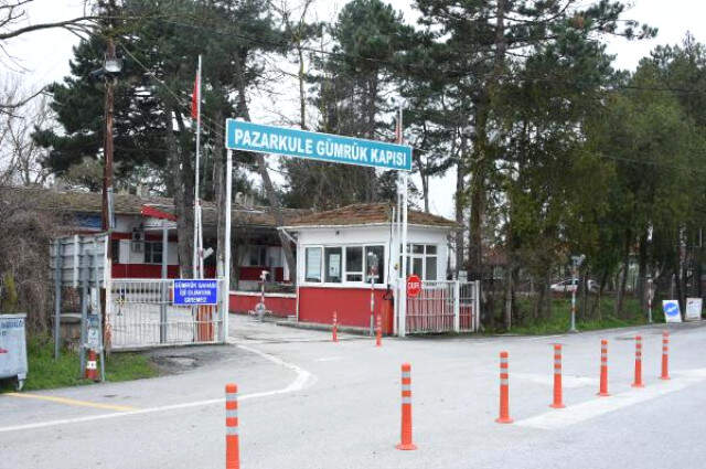 Alkolü Fazla Kaçırıp Sınırı Koşarak Geçen Türk, Yunanistan'da Gözaltına Alındı