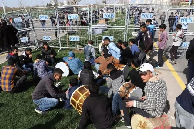 Diyarbakır'da Nevruz Hareketliliği Başladı