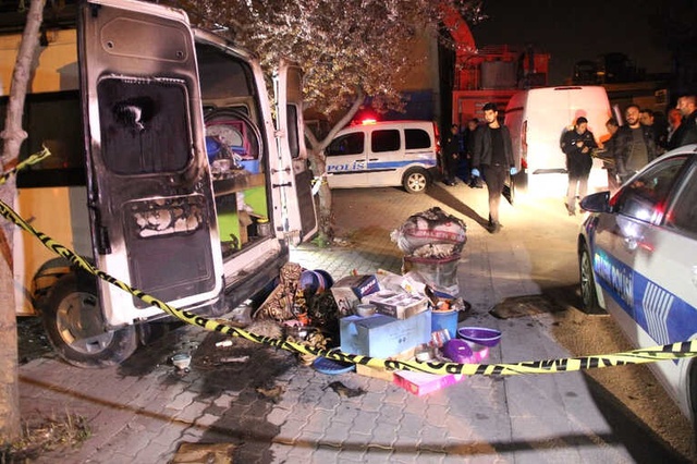 Isınmak İçin Tüpe Bağlı Sobayı Yaktı Canından Oldu