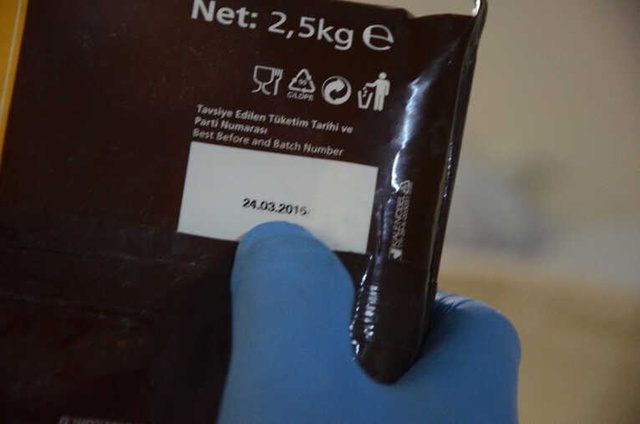 Ruhsatsız Üretim Yapılan Pastanede Çekilen Görüntüler Mide Bulandırdı