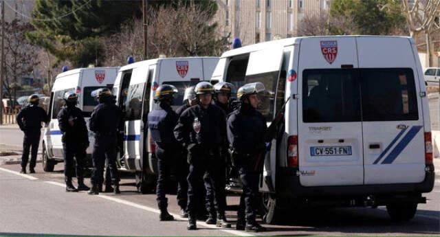 Fransa'da 2 Kişinin Öldüğü Rehine Krizi Bitti, Saldırgan Öldürüldü!