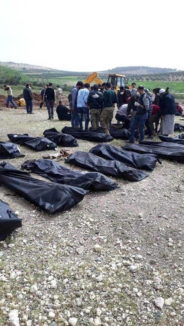 Afrin'de Korkunç Görüntü! 110 Cesedin Olduğu Toplu Mezar Bulundu