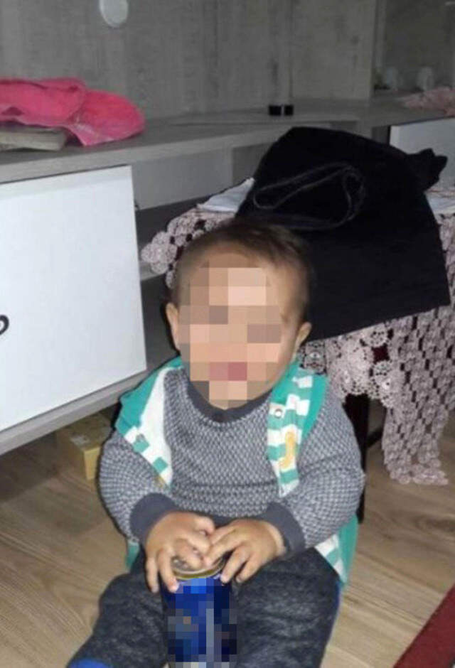 3 Yaşındaki Çocuğa İçki İçirilmesi 3 Yaşındaki Çocuğa İçki İçiren Baba Hakkında İşlem Başlatıldı! Çocuk Devlet Korumasına Alındı