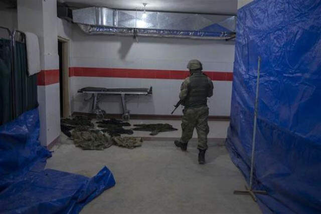 Afrin'de Teröristlerin Tam Teşekküllü Yer Altı Hastanesi Bulundu! İlk Yardım Malzemeleri ABD Malı Çıktı