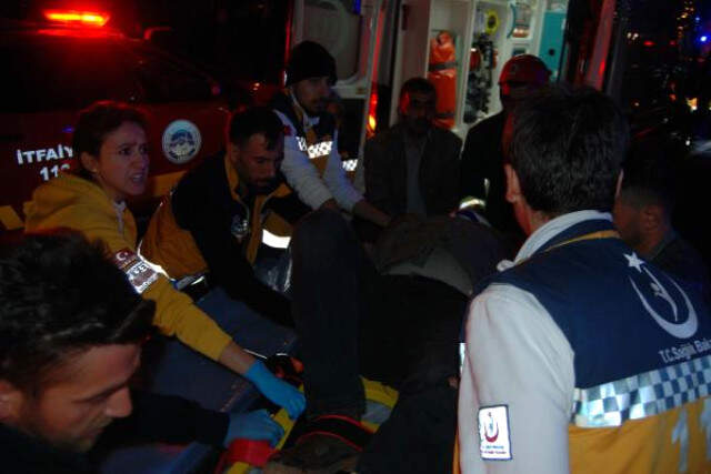Kayseri'de Feci Kaza! Ambulans ile Otomobil Çarpıştı: 6 Ölü, 2 Yaralı