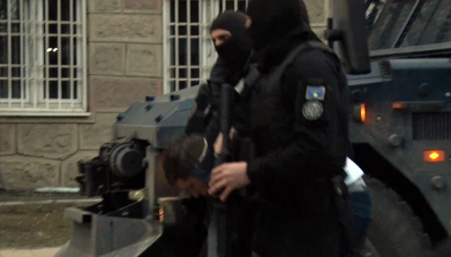Kosova'ya Yasa Dışı Yollardan Giren Üst Düzey Sırp Yetkili Gözaltına Alındı