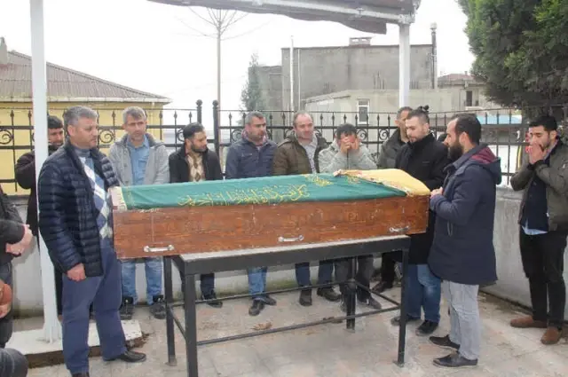 En Acı Kare! Karısını, Karnındaki Bebeğiyle Toprağa Verdi