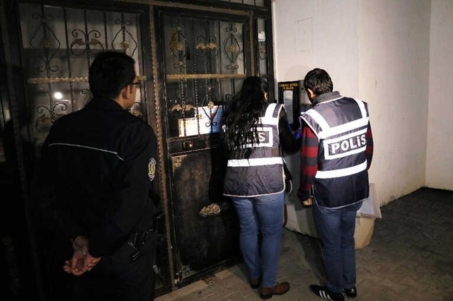 Eskort Çetesi Çökertildi! Fuhuş Yapan Kadınların Aylık Geliri 40 Bin TL