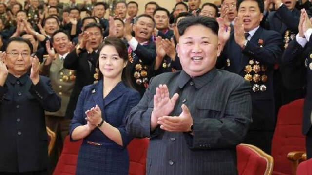 Kim Jong'un Eşi Çin Ziyaretinde Ortaya Çıktı! İşte Kuzey Korenin Gizemli First Lady'si