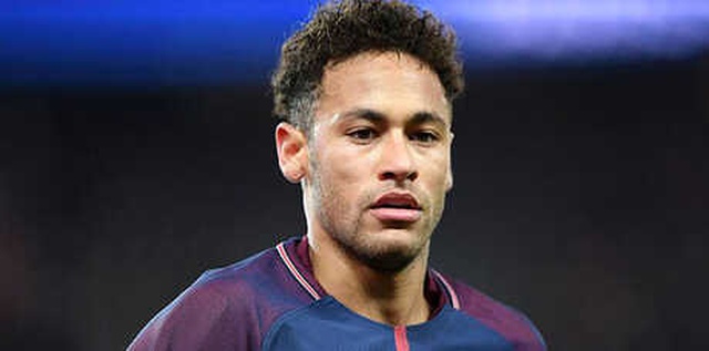 Brezilyalı Yıldız Neymar'ın, Ayağının Son Hali Endişelendirdi