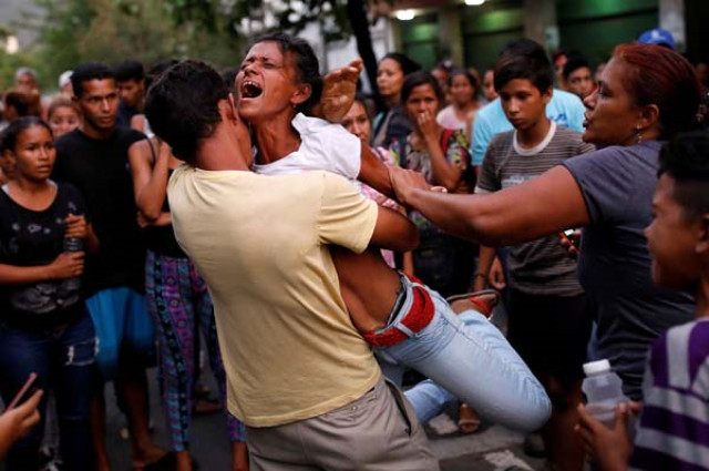  <a class='keyword-sd' href='/venezuela/' title='Venezuela'>Venezuela</a>'da Cezaevi Ayaklanmasında Yangın Çıktı: 68 Ölü