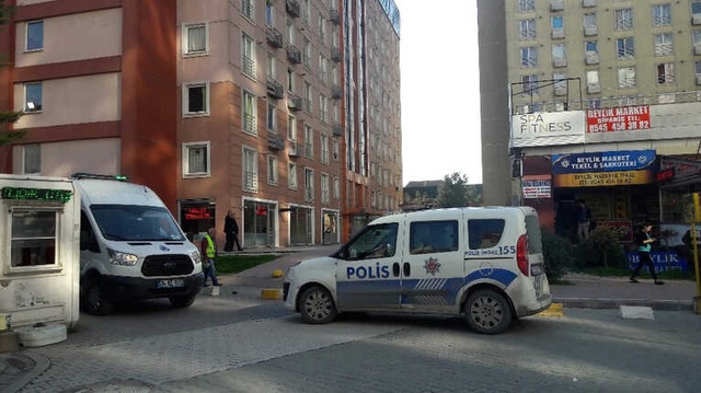 Üniversite Öğrencisi Genç Kız Lüks Rezidansta Yanında Not Bırakarak Canına Kıydı