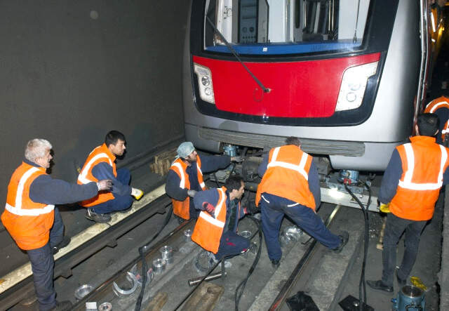 Ankara'daki Metro Kazasını İnceleyen Başkan Tuna: İhmalden Dolayı Olan Bir Kaza