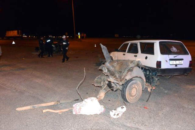 Mucize Kurtuluş! İkiye Bölünen Araçtan Sağ Çıktılar