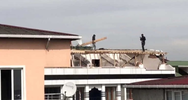İstanbul'da 5. Katta Çalışan İşçilerin Ölümle Dansı Kamerada