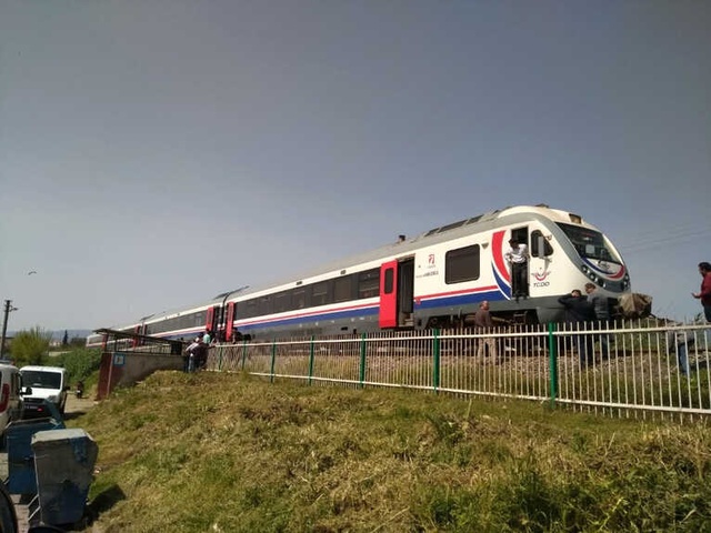 Feci Şekilde Can Verdi! Tren Yaşlı Kadının Üstünden Geçti