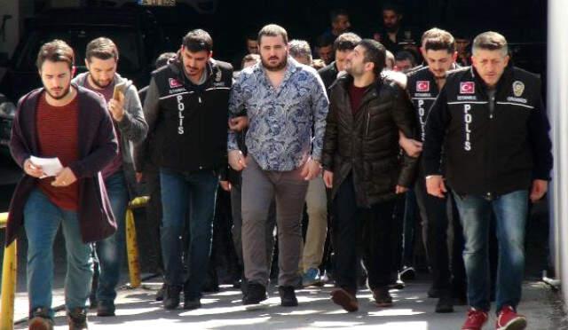 'Oflu İsmail'in torunları Hacısüleymanoğlulları Adliyeye Sevk Edildi Oflu İsmail'in Torunları Hacısüleymanoğulları Onlarca Suça Karışmış