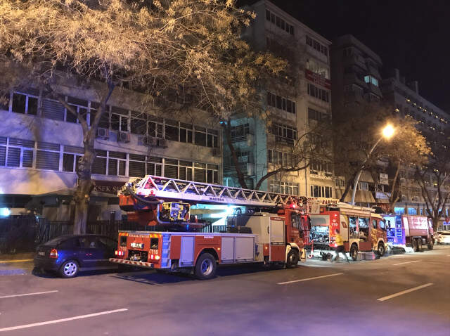 Yüksek Seçim Kurulu Binasında Yangın Paniği Ankara'da Yüksek Seçim Kurulu Binasında Yangın Paniği