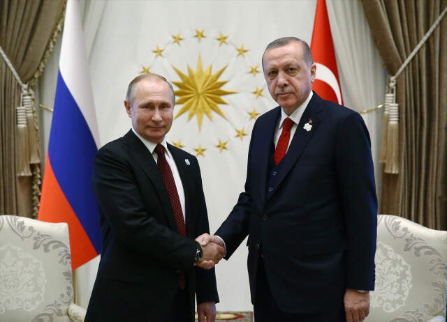 Külliye'de Başbaşa Görüşen Erdoğan ve Putin'den Düşman Çatlatan Kareler