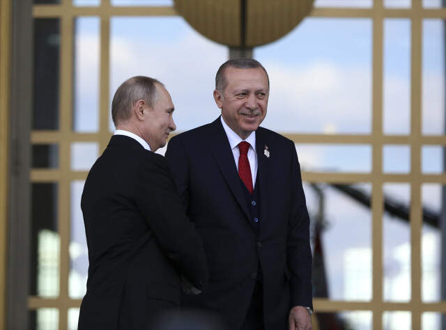 Külliye'de Başbaşa Görüşen Erdoğan ve Putin'den Düşman Çatlatan Kareler