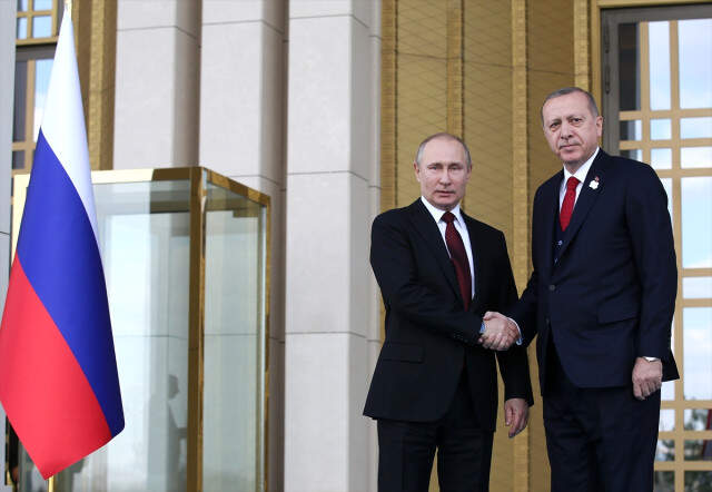 Külliye'de Başbaşa Görüşen Erdoğan ve Putin'den Düşman Çatlatan Kareler