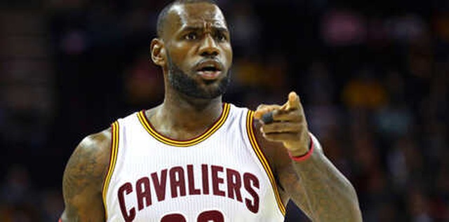  <a class='keyword-sd' href='/lebron-james/' title='Lebron James'>Lebron James</a>'ten Röveşata Golü Atan Ronaldo'ya; Bu Adil Değil, Ayıp
