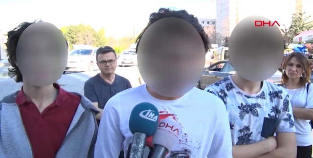 4 Lise Öğrencisi, 2 Sınıf Arkadaşı Tarafından Okulda Bıçaklanıp Saatlerce Yaralı Bekledi