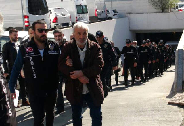 Polis Açıkladı: Çakıcı'ya Bağlılıklarını Göstermek İçin Adamları Kendilerini Vurdular