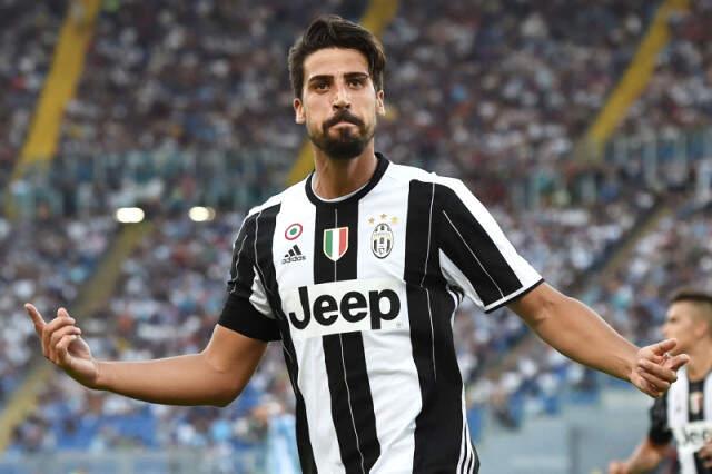  <a class='keyword-sd' href='/sami-khedira/' title='Sami Khedira'>Sami Khedira</a>, Emre Can'ın Juventus'a Transferini Açıkladı