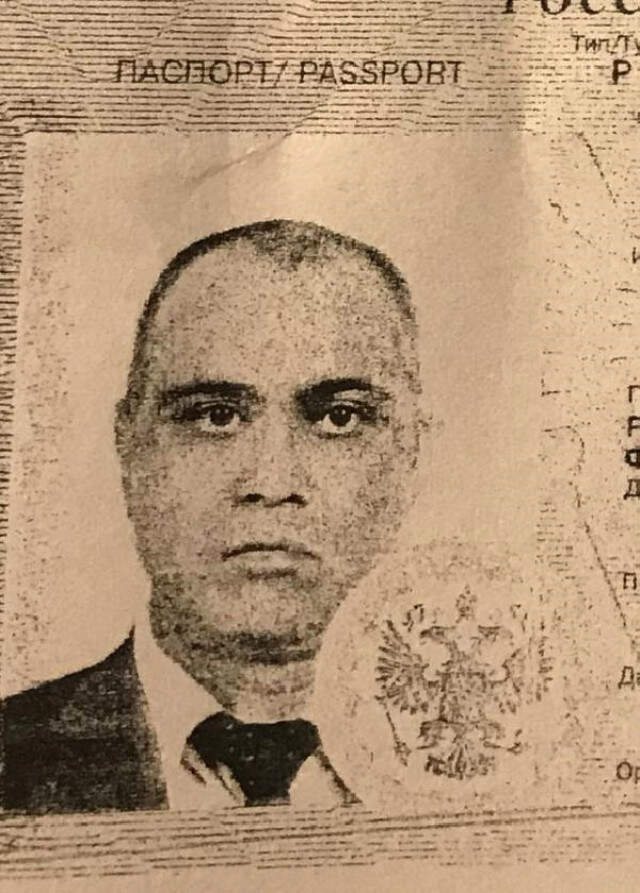Atatürk Havalimanında Uçağı Kaçıran Yolcu Kapıyı Kırıp Aprona Girdi