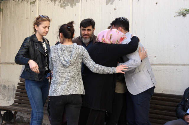 Eskişehir'deki Üniversite Katliamının Ardından Acılı Aileler Cenazeleri Almak İçin Bekliyor
